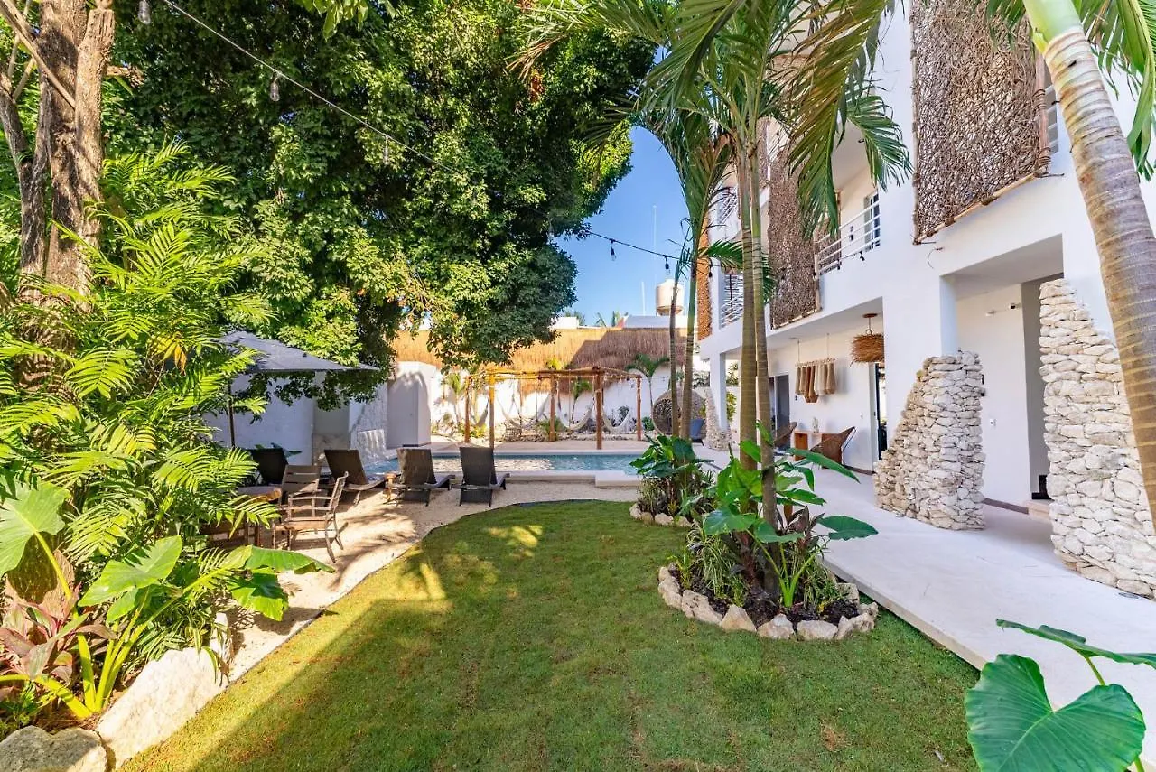 Artec Studios Tulum 0*,  México